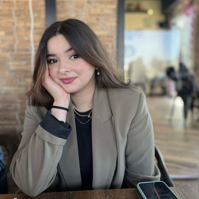 Lilia farah